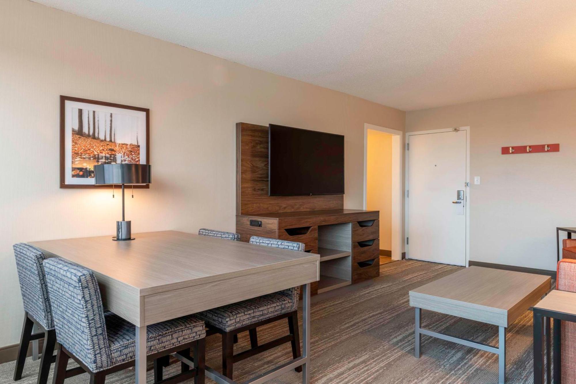 Hampton Inn Manchester Downtown Bagian luar foto