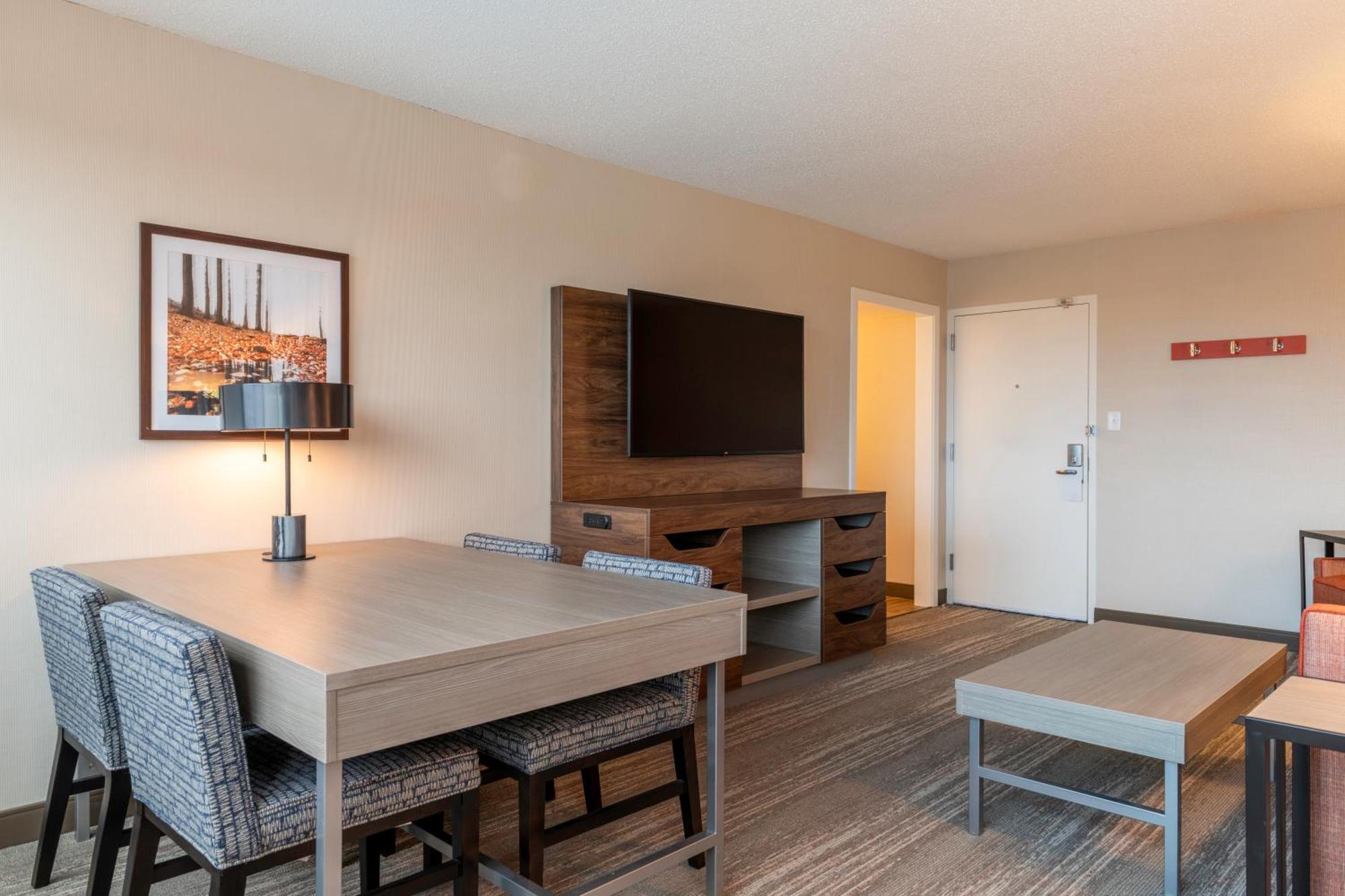 Hampton Inn Manchester Downtown Bagian luar foto
