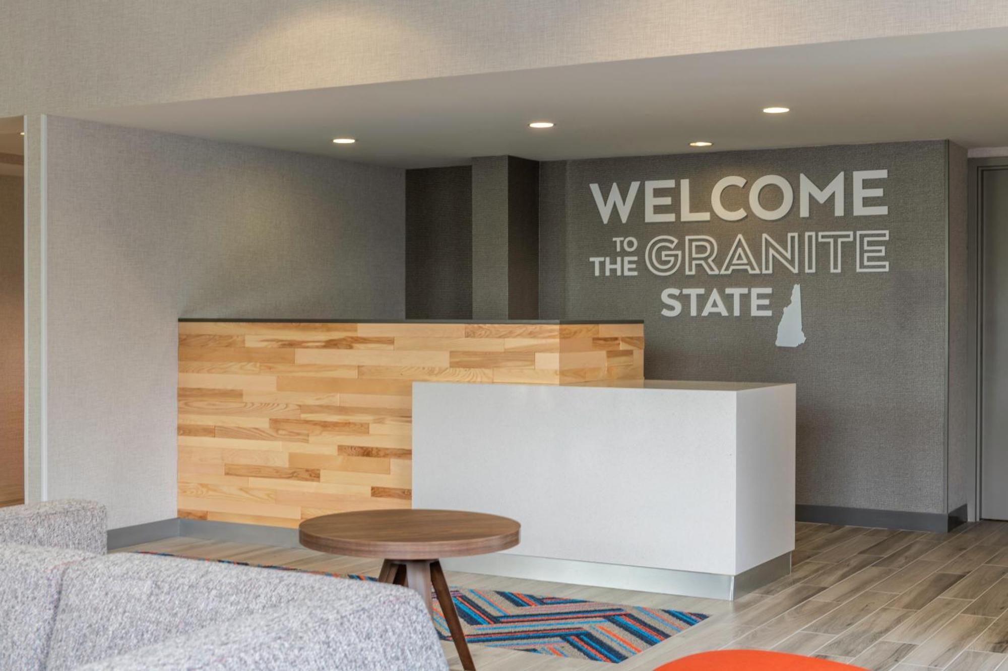 Hampton Inn Manchester Downtown Bagian luar foto